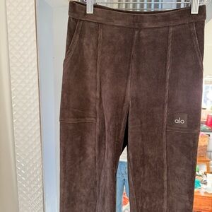 ALO Yoga women’s Brown Micro Corduroy High Waist Flare pants -Small